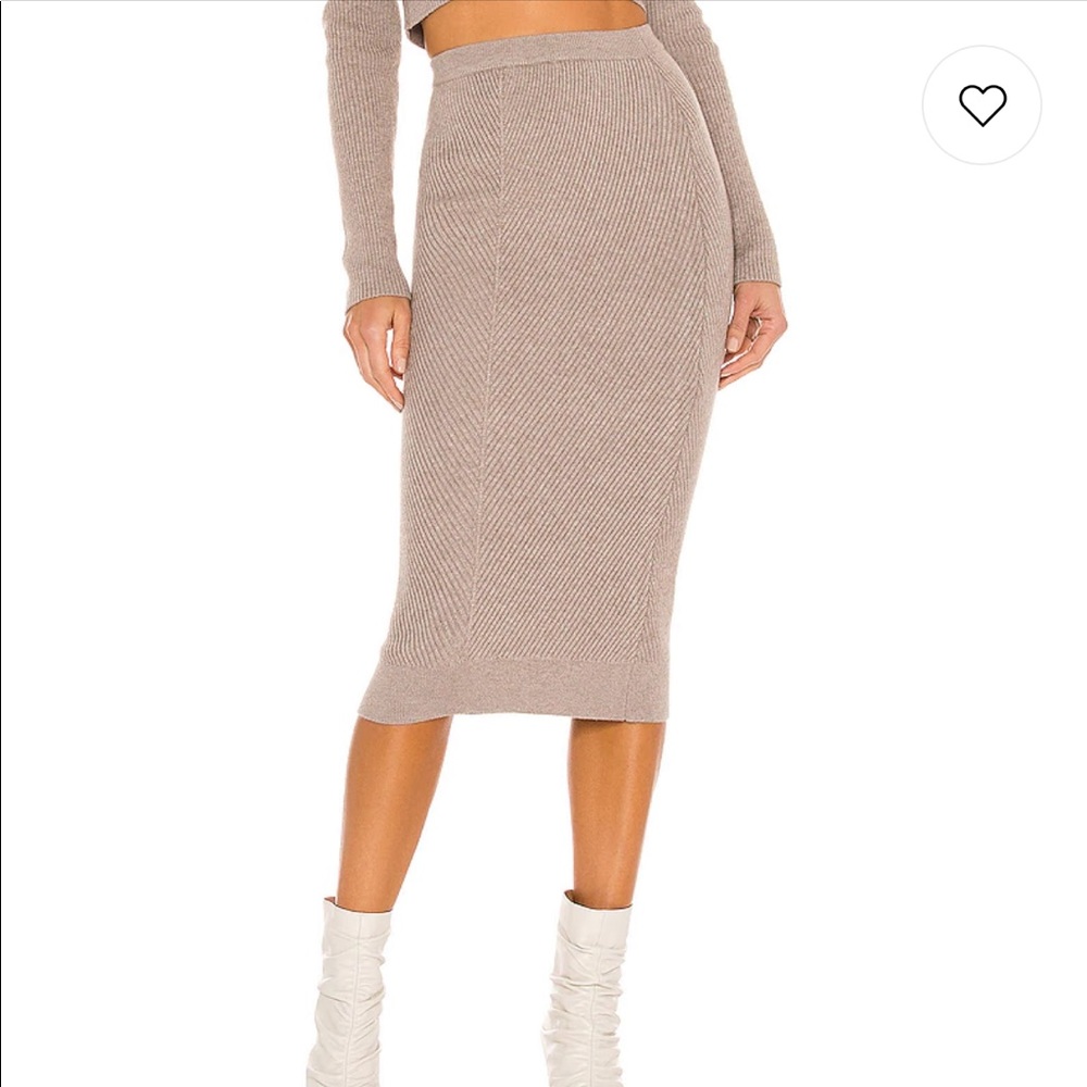L'Academie Sienna Midi Skirt in Taupe